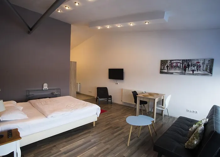 Heights Unirii Free Parking Zone Apartman *