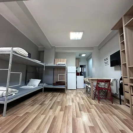 Heights Unirii Free Parking Zone Bukareszt